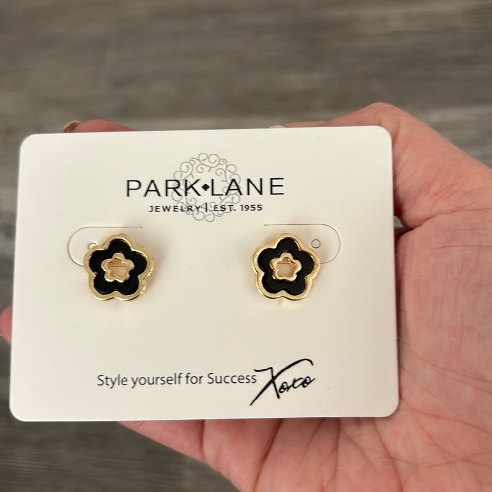 Holly Earrings